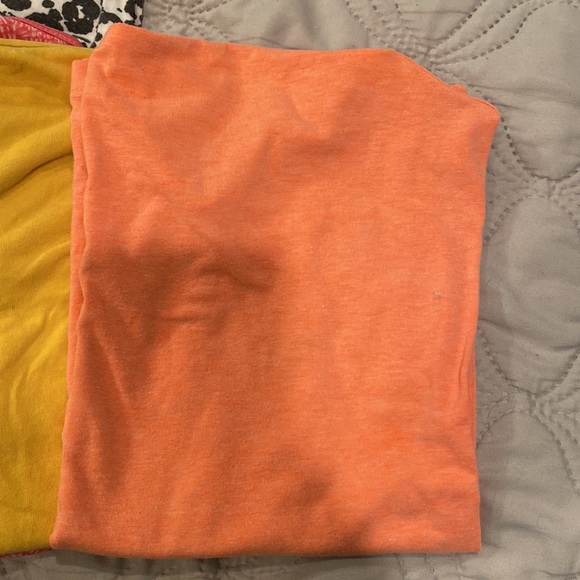 Bundle of Spaghetti strap tanks - Picture 3 of 9